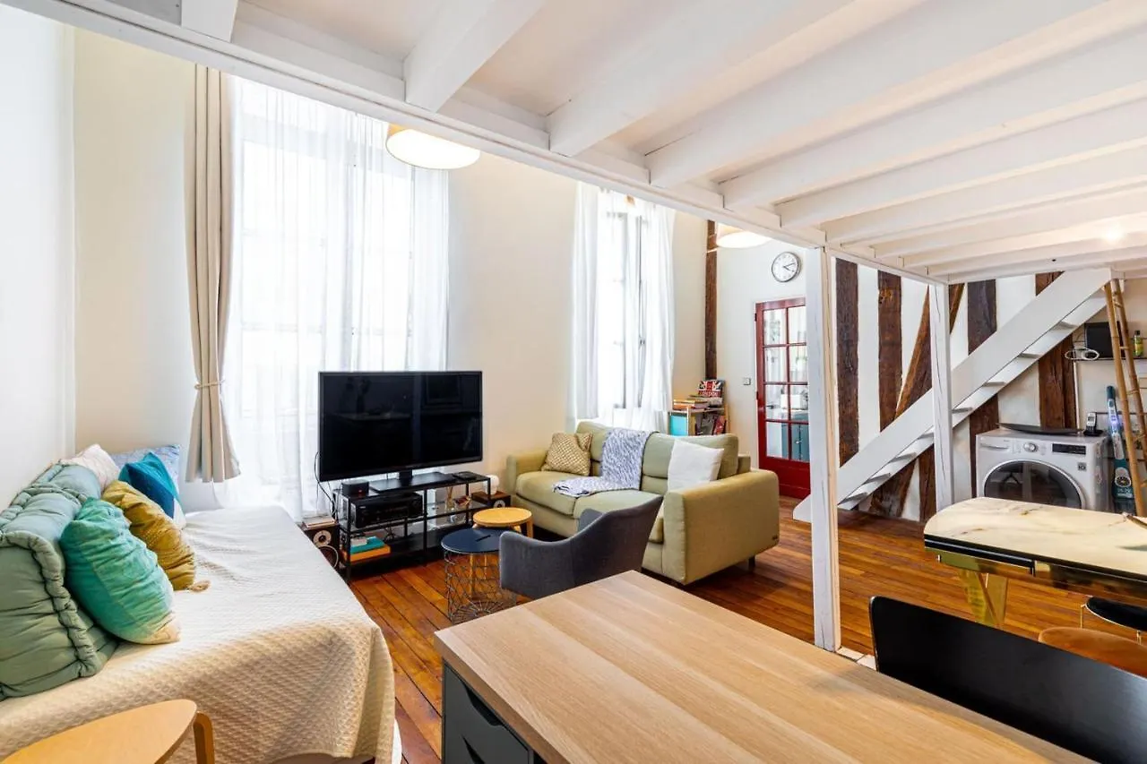 GuestReady - Cozy Mezzanine in Le Marais Appartamento Parigi