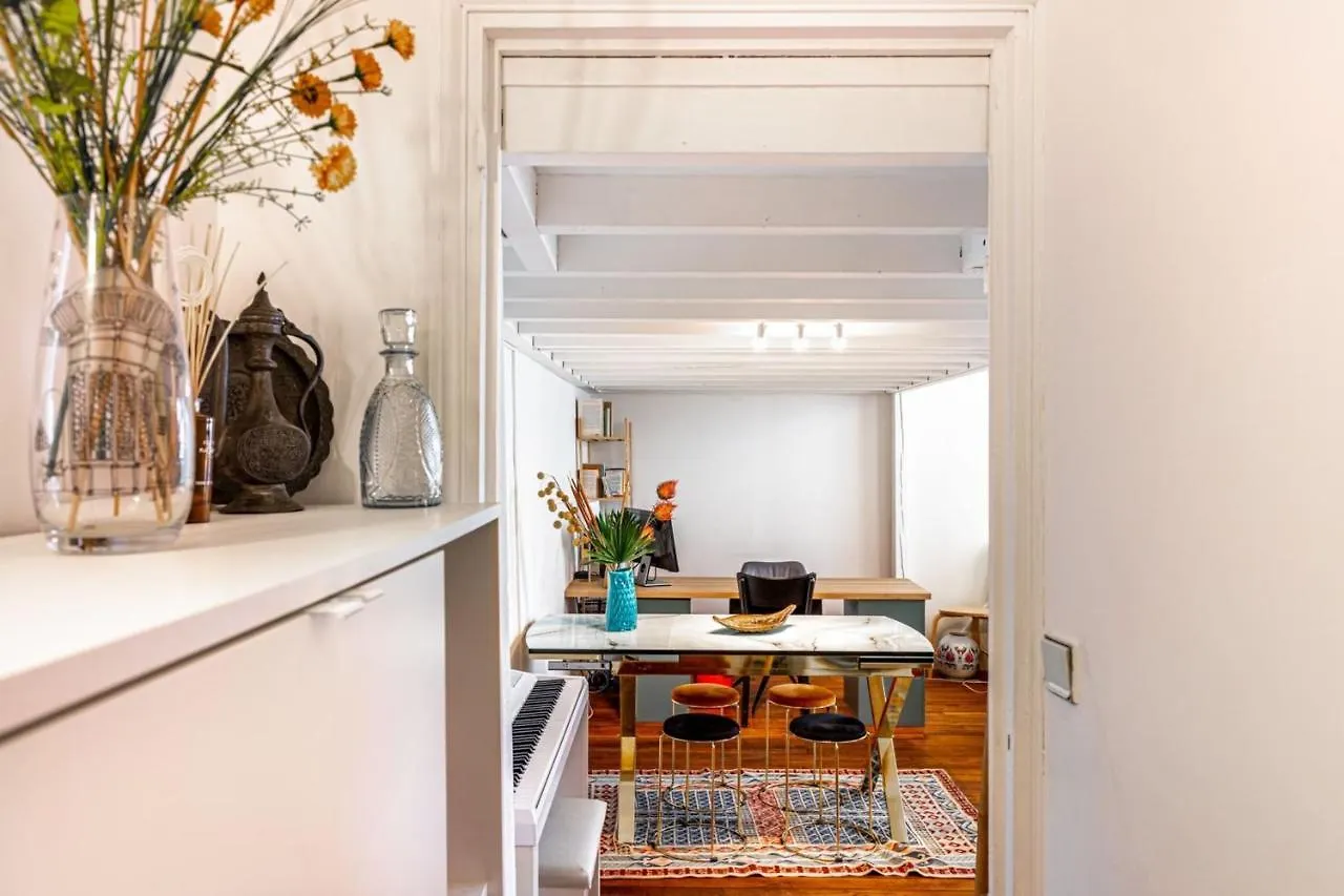 Guestready - Cozy Mezzanine In Le Marais Apartamento París