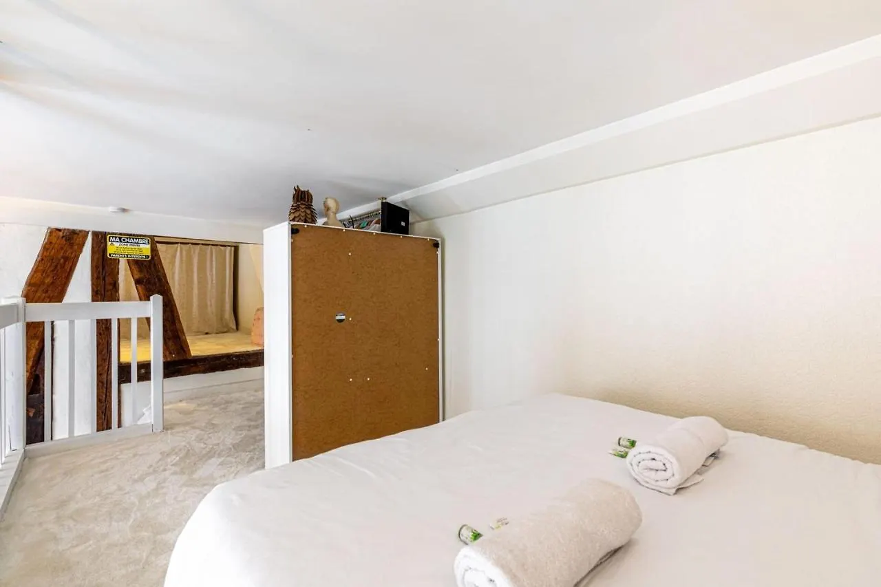 Guestready - Cozy Mezzanine In Le Marais Apartamento Paris
